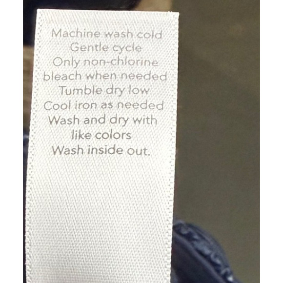 Athleta Rainier 2 in 1 Navy Blue Running Leggings Shorts Womens M Activewear Gym - Picture 8 of 8